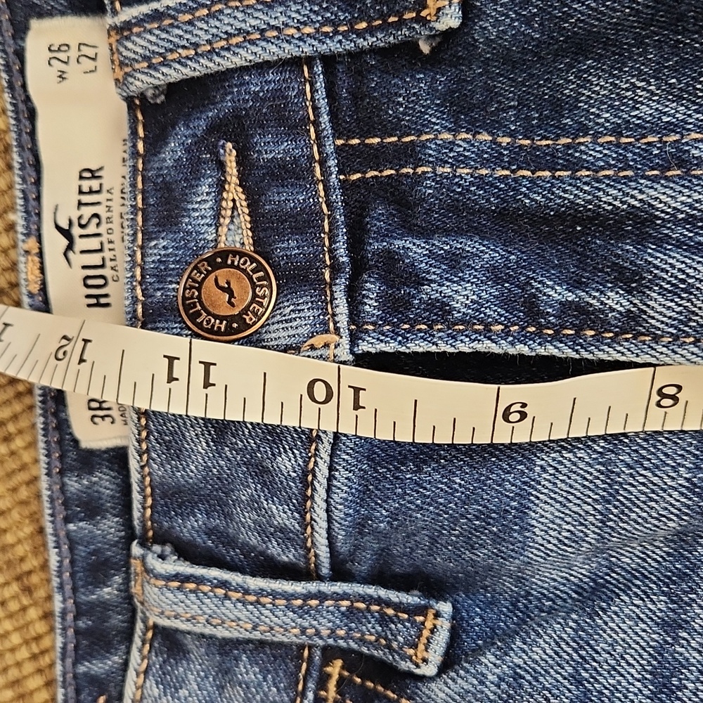 Hollister Curvy High-Rise Mom Jean Distressed Vintage Stretch W26 L27 3R - Picture 5 of 11